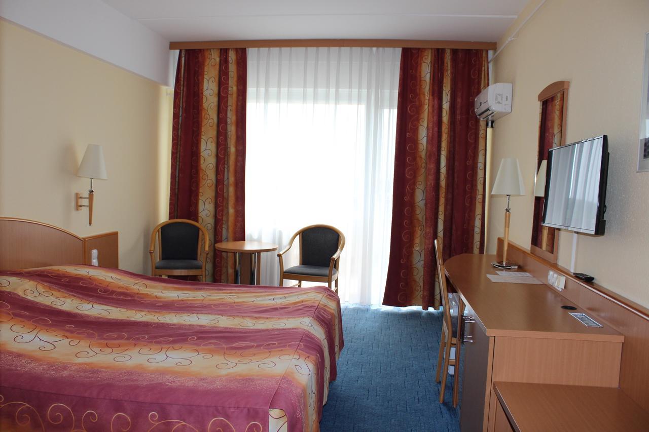 Mátyás Király Gyógy- és Wellness Hotel Hajdúszoboszló Extérieur photo
