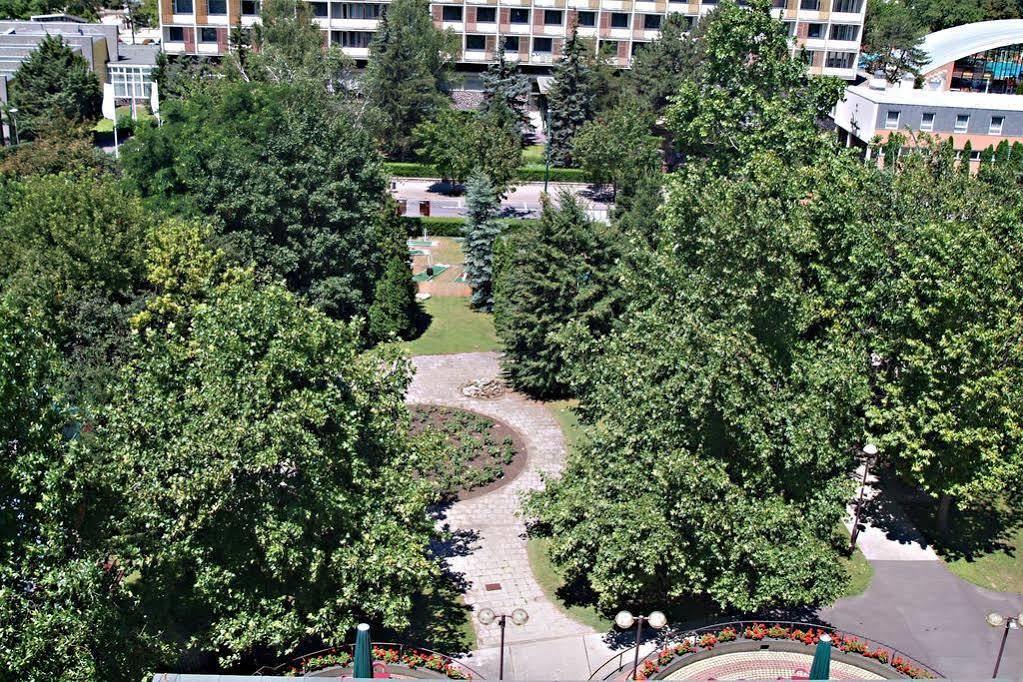 Mátyás Király Gyógy- és Wellness Hotel Hajdúszoboszló Extérieur photo